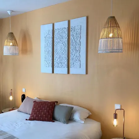 A La Voile Blanche Bouzigues