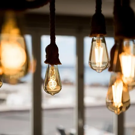 A La Voile Blanche Bouzigues