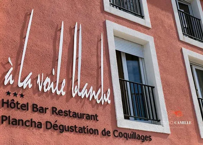 A La Voile Blanche 3* بوزيجويس