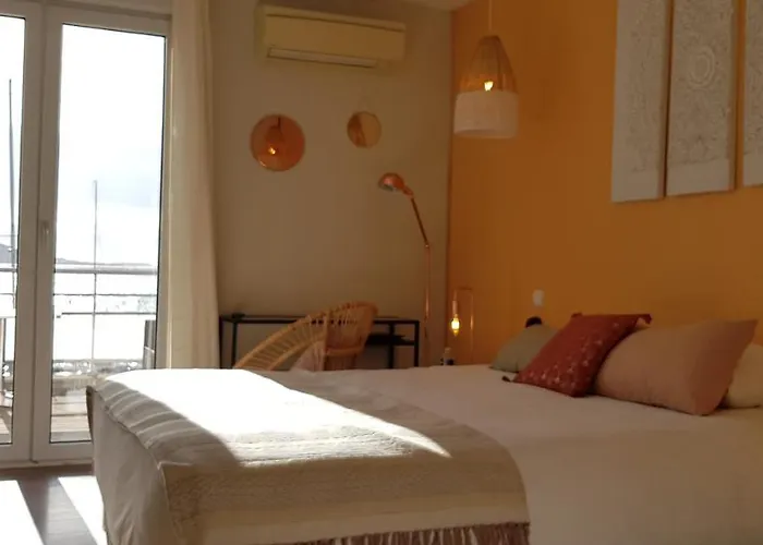 Hotel A La Voile Blanche 3*